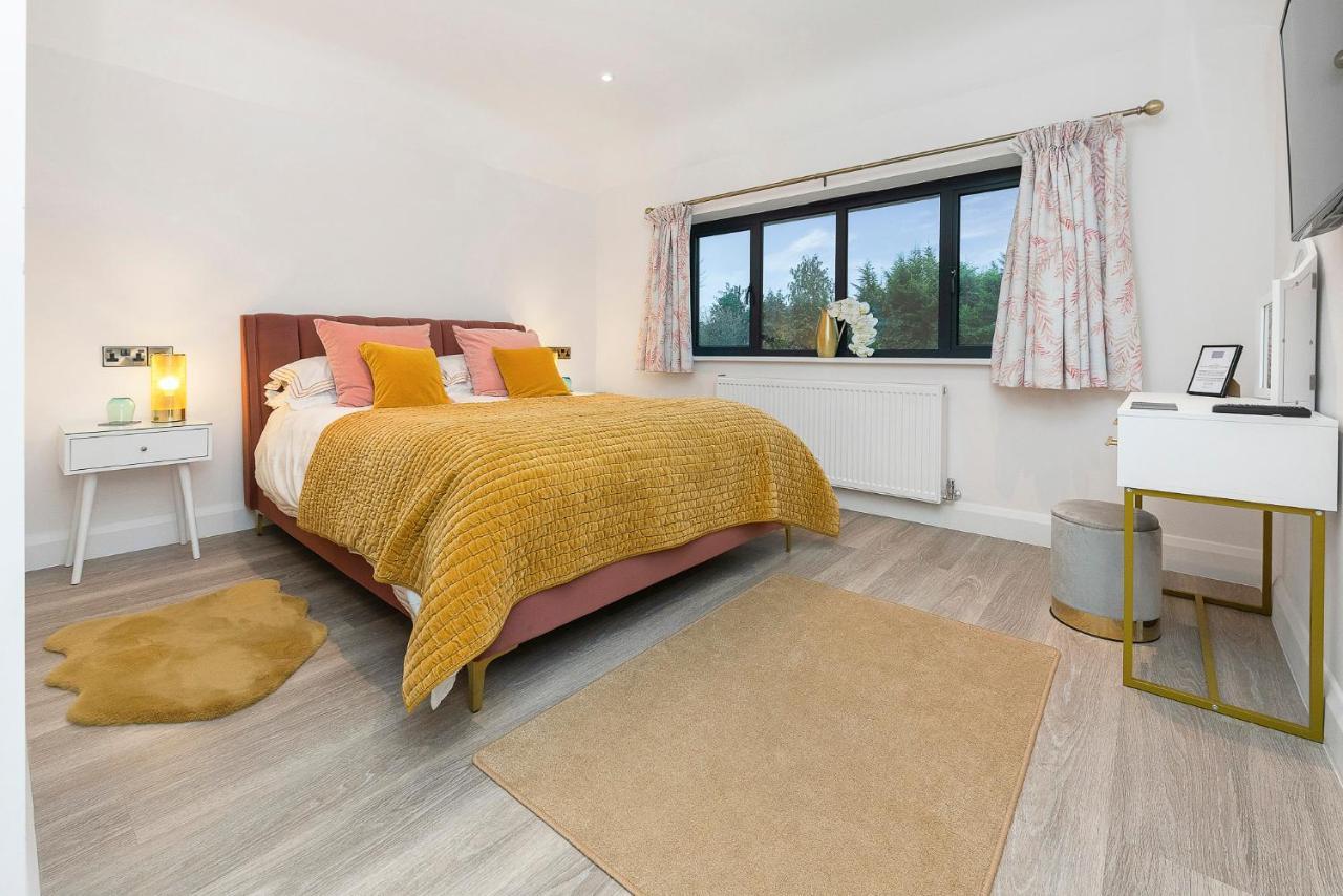 Westleigh Hotel Ashtead Eksteriør billede