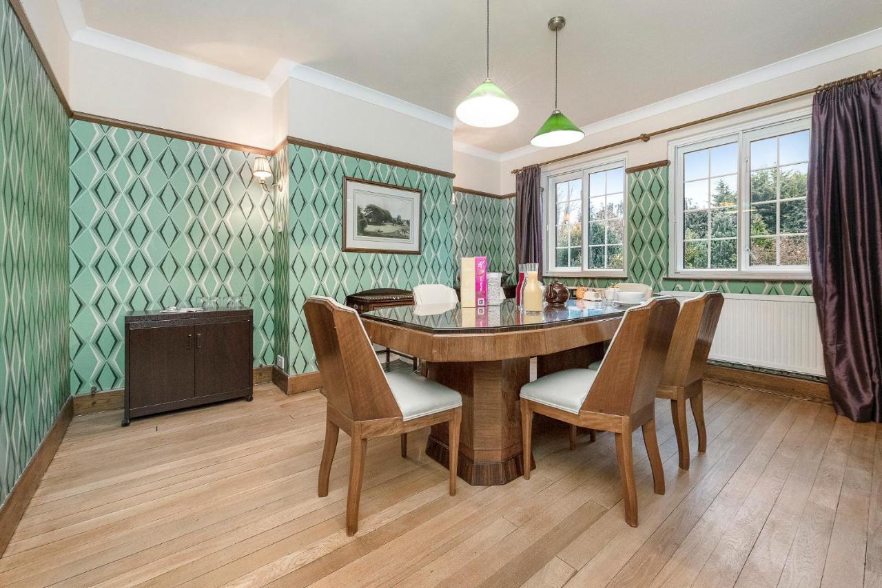 Westleigh Hotel Ashtead Eksteriør billede