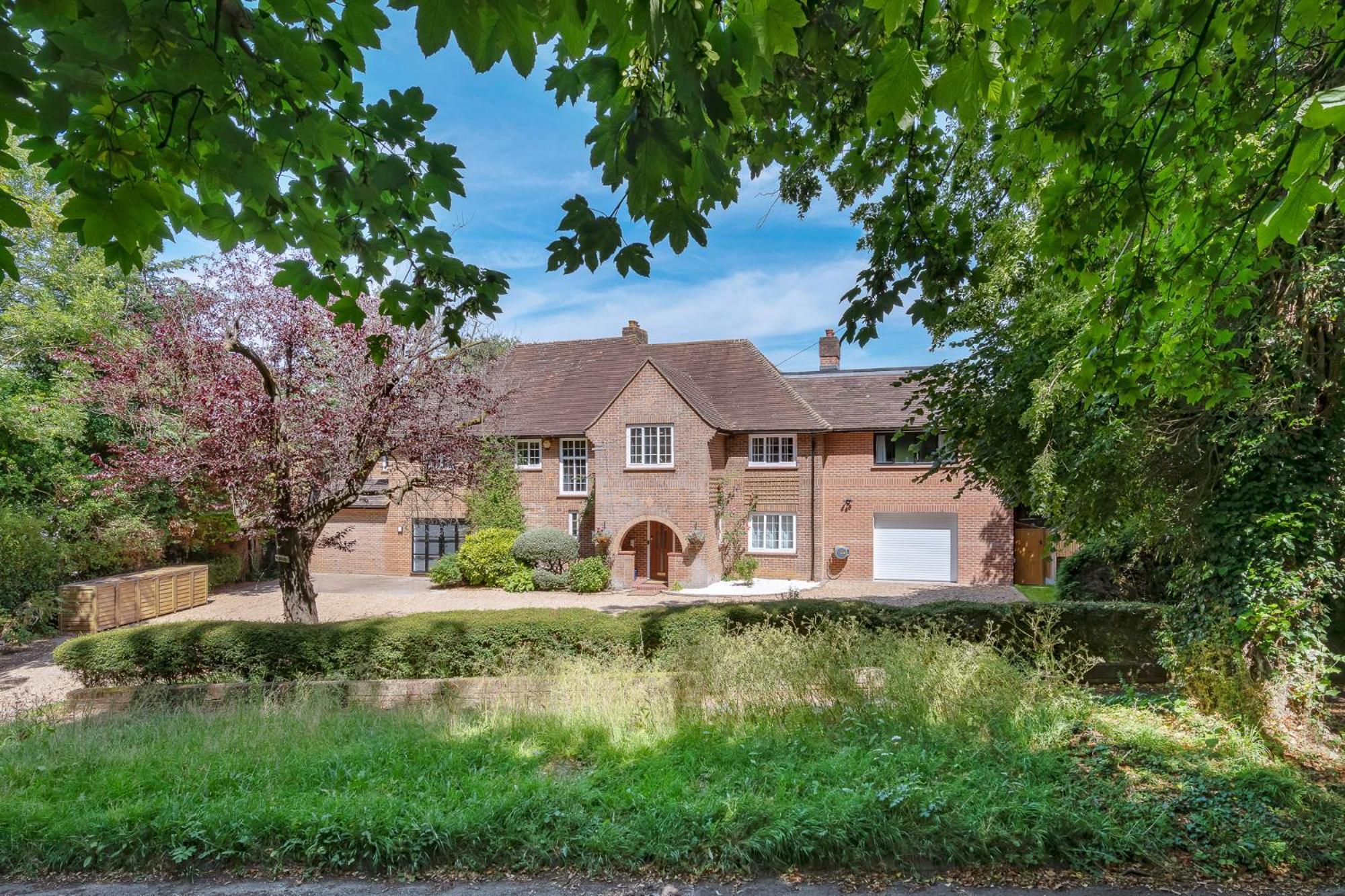 Westleigh Hotel Ashtead Eksteriør billede