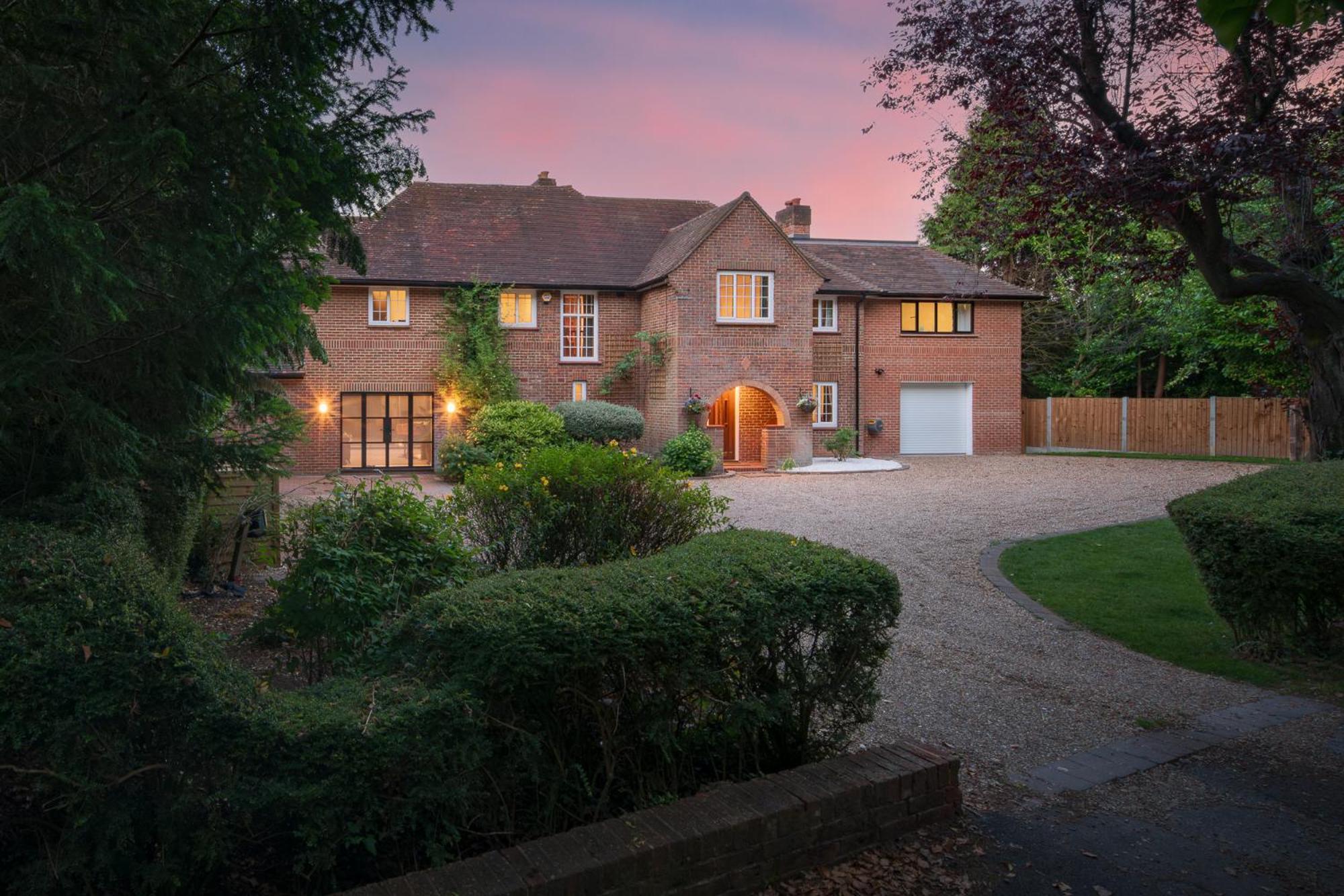 Westleigh Hotel Ashtead Eksteriør billede